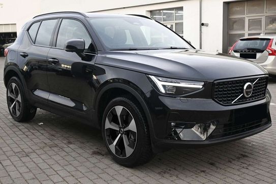 Volvo XC40 B3 Ultra Dark