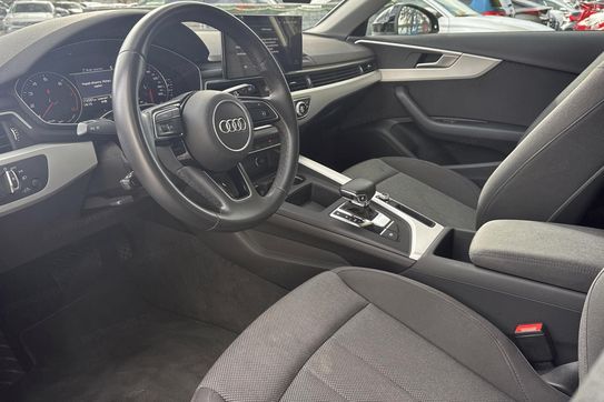 Audi A4 40 TFSI S tronic