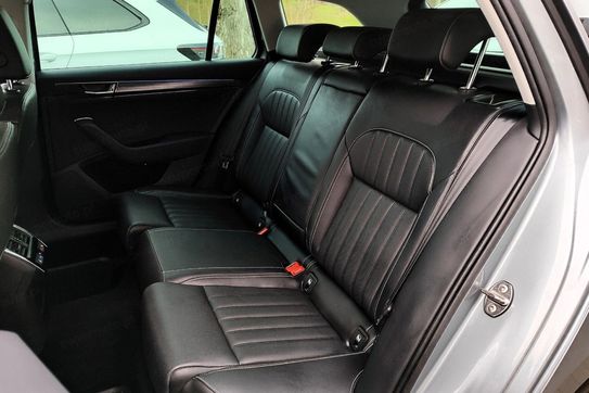 Skoda Superb 2.0 TDI SCR Style DSG