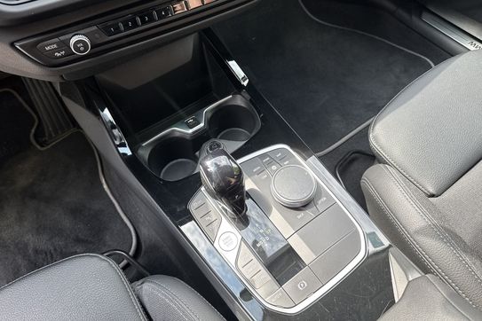BMW Seria 2 218i Sport Line