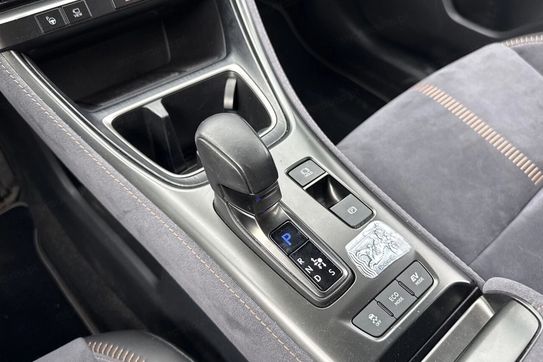 Lexus LBX Hybrid Cool