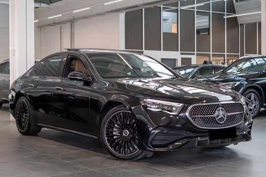 Mercedes Klasa E 200 4-Matic AMG