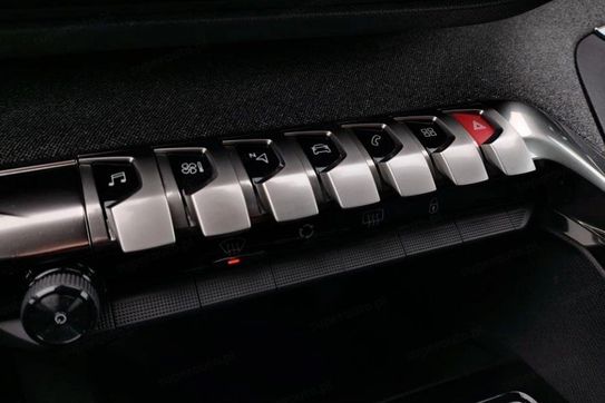 Peugeot 3008 1.5 BlueHDi Allure Pack S&S EAT8