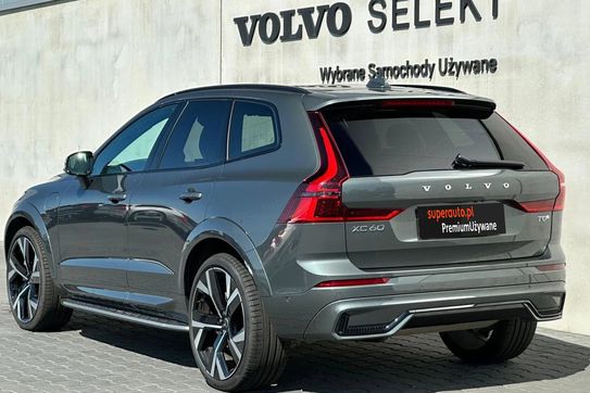 Volvo XC60 T8 Plug-In Hybrid AWD Ultra Dark