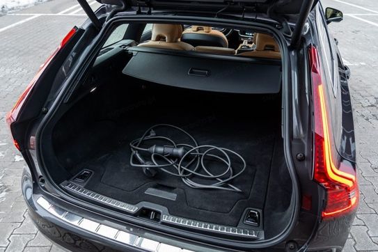 Volvo V90 T8 AWD Plug-In Hybrid Ultimate Bright aut
