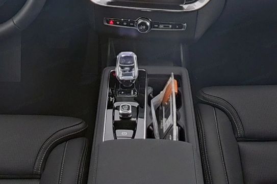 Volvo XC90 T8 AWD Plug-In Hybrid Ultra Dark 7os