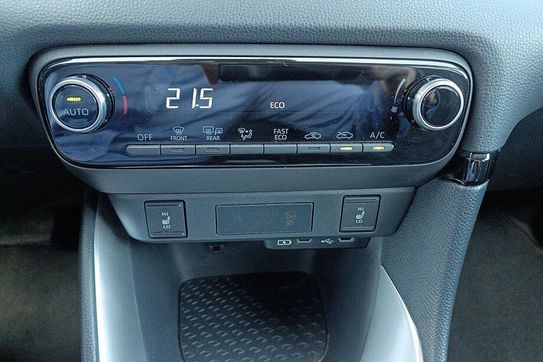 Mazda 2 1.5 Hybrid  Exclusive-line