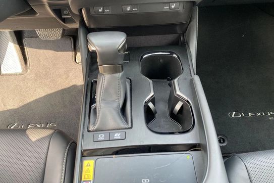Lexus ES 300h Business Edition