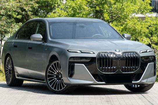 BMW Seria 7 740d xDrive M Sport