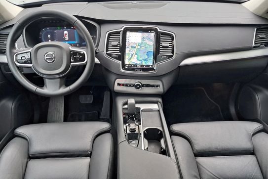 Volvo XC90 T8 AWD Plug-In Hybrid Ultra Dark 7os
