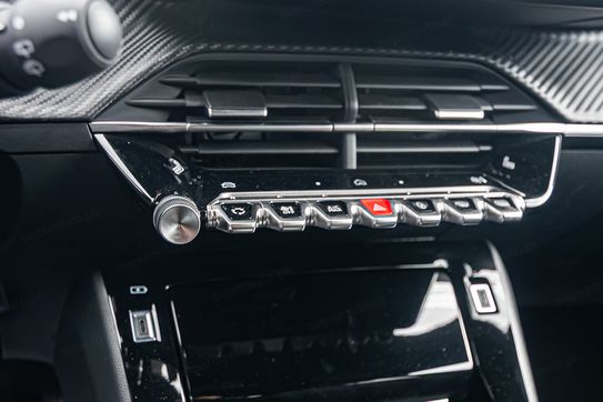 Peugeot 2008 Allure e-DCS 1.2 mHEV