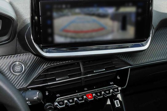 Peugeot 208 Allure e-DCS6  1.2 mHEV