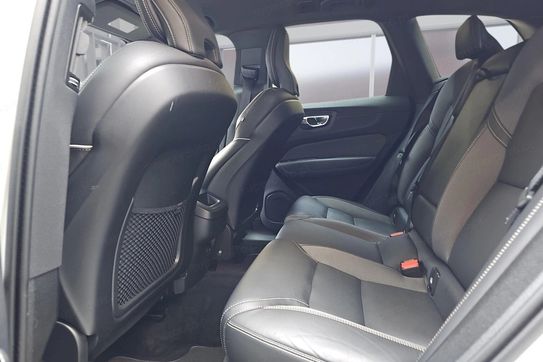 Volvo XC60 B4 D AWD R-Design