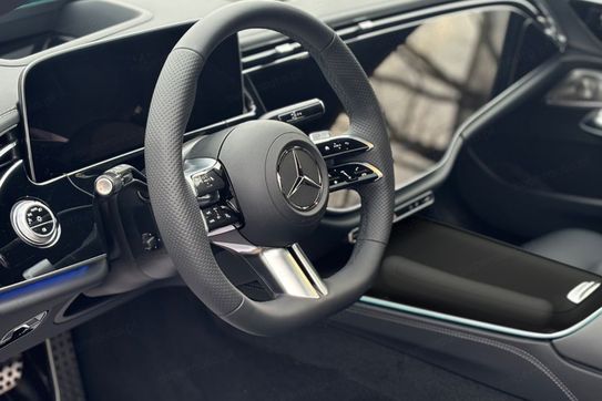 Mercedes Klasa E 220 d 4-Matic AMG