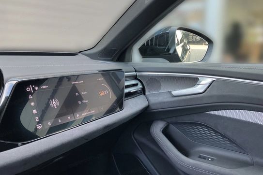 Audi A6 Avant TFSI mHEV 270 kW Quattro S tronic