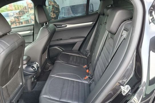 Alfa Romeo Stelvio Turbo Veloce Q4