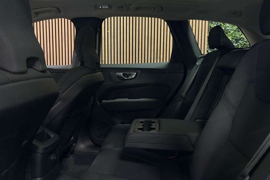 Volvo XC60 B5 AWD Ultra Dark