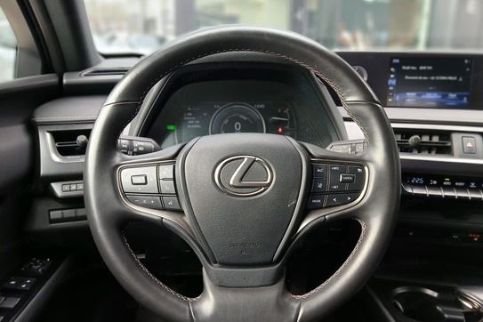 Lexus UX 250h F Impression 2WD