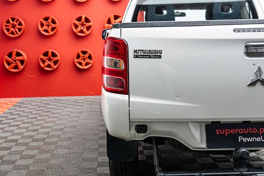 Mitsubishi L200 2.4 d