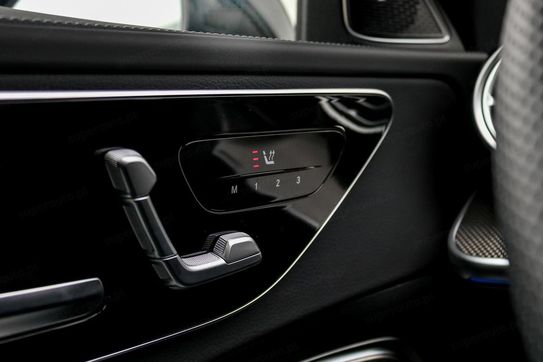 Mercedes Klasa C 220 d 4-Matic AMG