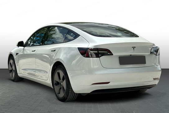 Tesla Model 3 RWD