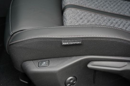 Peugeot 308 Allure 1.2 mHEV e-DCS6