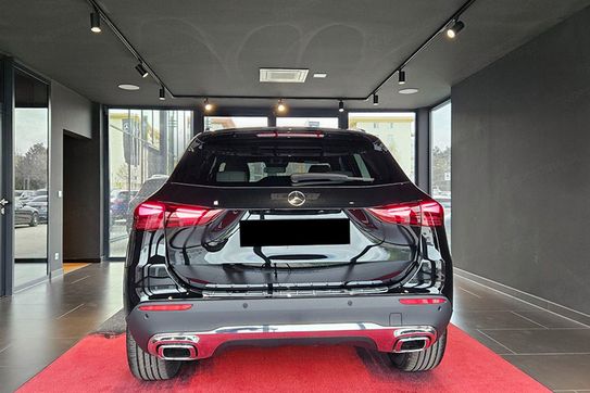 Mercedes GLA 200 Progressive