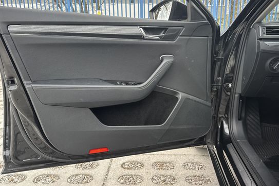 Skoda Superb Sportline 2.0 TSI  DSG