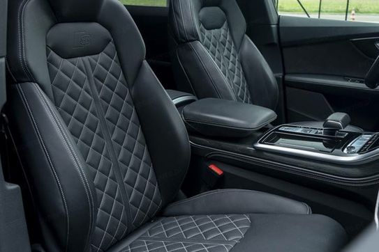 Audi Q7 TDI quattro S Line