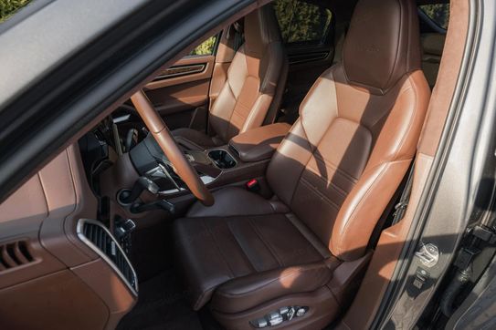 Porsche Cayenne Coupe Turbo