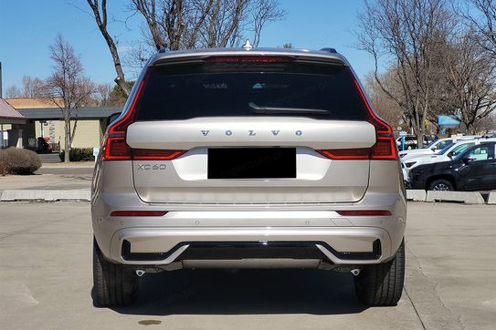 Volvo XC60 T6 Plug-In Hybrid AWD Ultra Dark