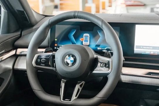 BMW Seria 5 520i M Sport