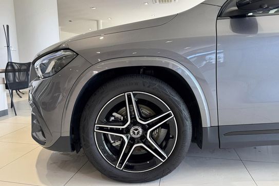 Mercedes GLA 200 AMG Line