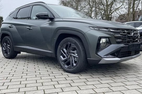 Hyundai Tucson 1.6 T-GDi HEV Smart Black 2WD aut