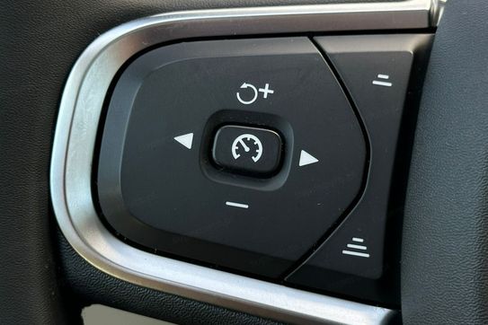 Volvo XC60 T6 Plug-In Hybrid AWD Core