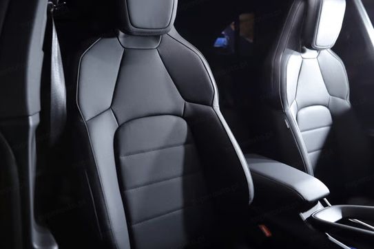 Porsche Macan 4