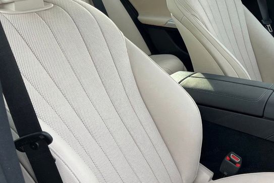 Mercedes Klasa E 220 d  4-Matic AMG