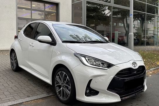 Toyota Yaris Style 1.5 Hybrid