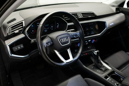 Audi Q3 35 TFSI S line S tronic