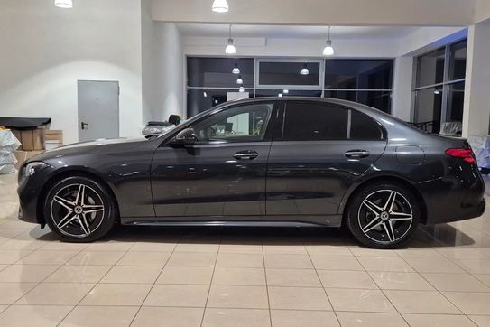 Mercedes Klasa C 300 e  4-Matic AMG