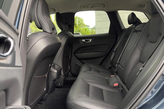 Volvo XC60 B4 D AWD Plus Bright
