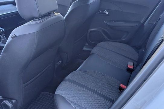 Peugeot 2008 1.2 PureTech Allure