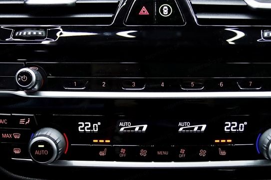 BMW Seria 5 530e iPerformance xDrive Luxury Line sport-aut