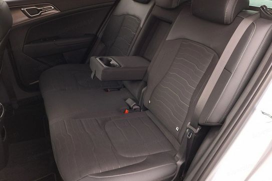 Kia Sportage 1.6 T-GDI HEV Business Line 2WD
