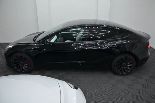 Tesla Model 3 Performance AWD