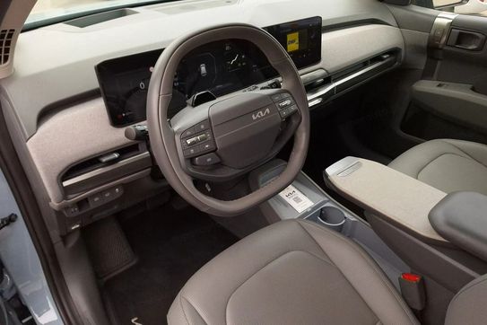 Kia EV3 81.4kWh Business Line