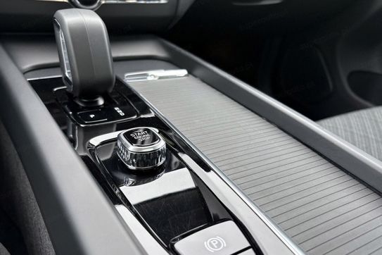 Volvo XC60 T6 Plug-In Hybrid AWD Core