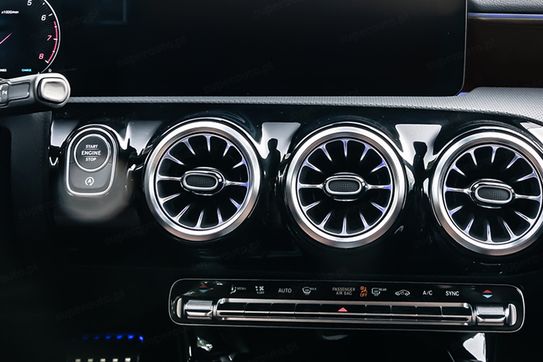 Mercedes CLA 200  AMG Line