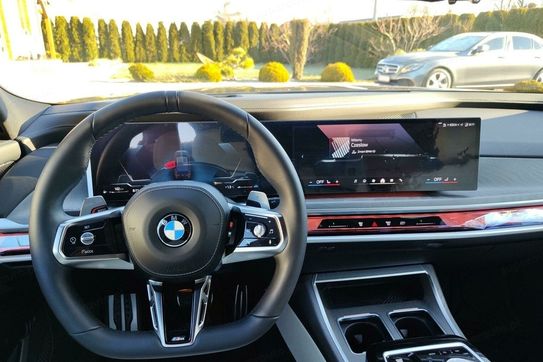 BMW Seria 7 740d xDrive M Sport