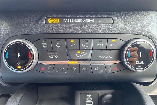 Ford Kuga 2.5 FHEV FWD Titanium